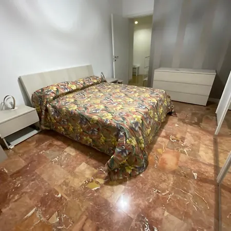 Apartment La Casa Di Telen Zona Policlinico Oncologico E De Grecis Bari